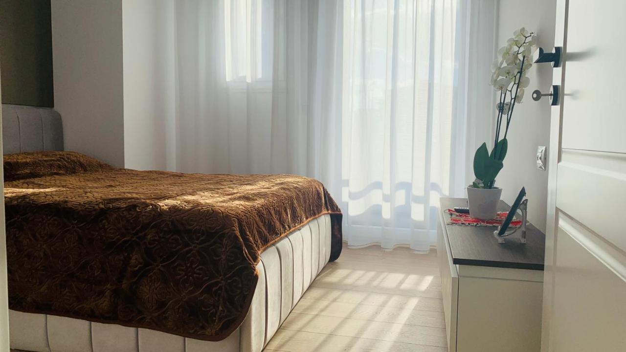 Proper Central Apartment Tiran Dış mekan fotoğraf
