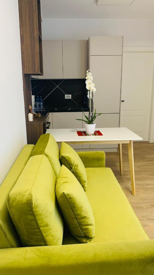 Proper Central Apartment Tiran Dış mekan fotoğraf