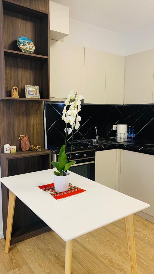 Proper Central Apartment Tiran Dış mekan fotoğraf