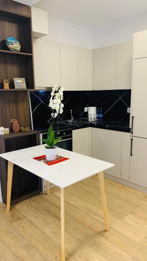 Proper Central Apartment Tiran Dış mekan fotoğraf