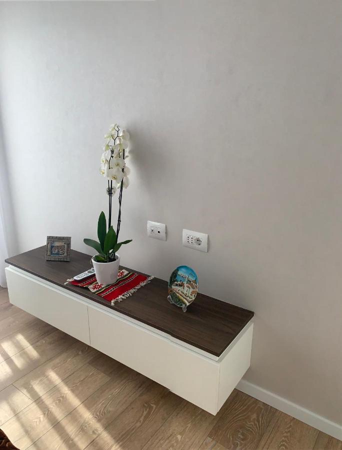 Proper Central Apartment Tiran Dış mekan fotoğraf