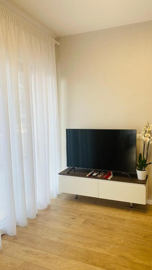 Proper Central Apartment Tiran Dış mekan fotoğraf